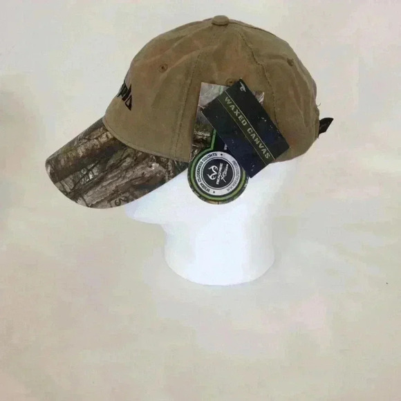 Realtree Xtra Unisex Camo Adjustable Tan Cap NWT - Picture 2 of 8